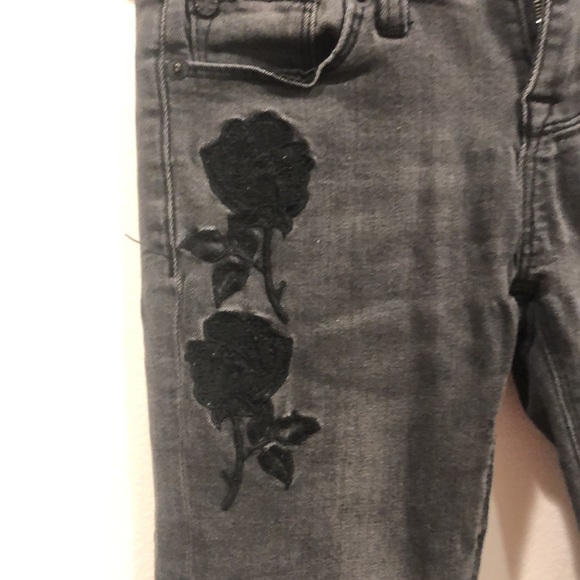 Girls Hudson Jeans. - Picture 2 of 10